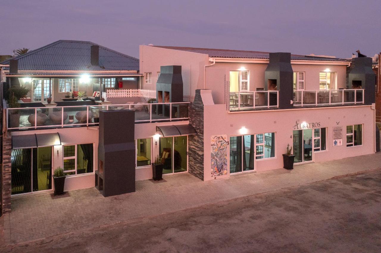 Albatross Accommodation Lambert's Bay Exterior photo